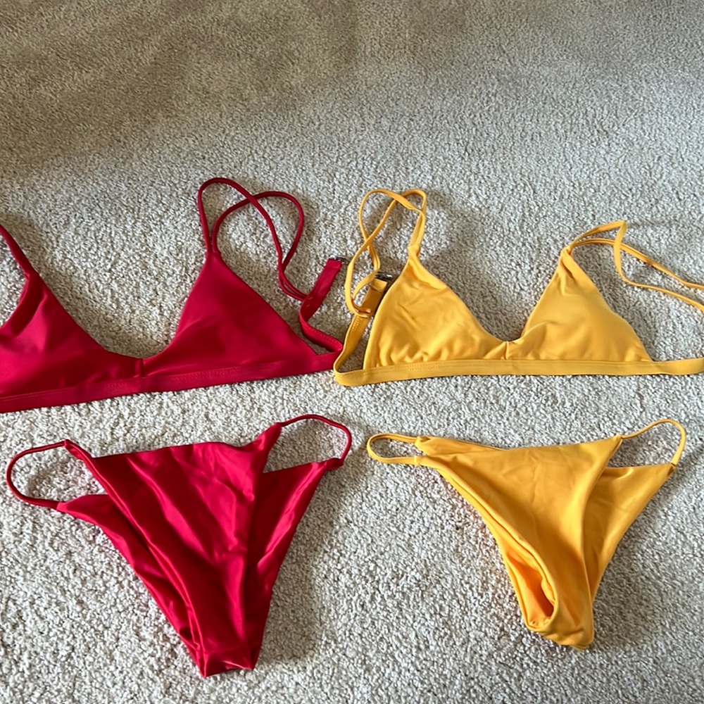 Bundle of 2 Bikinis